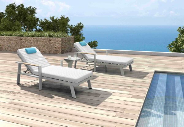 Sun Lounge
